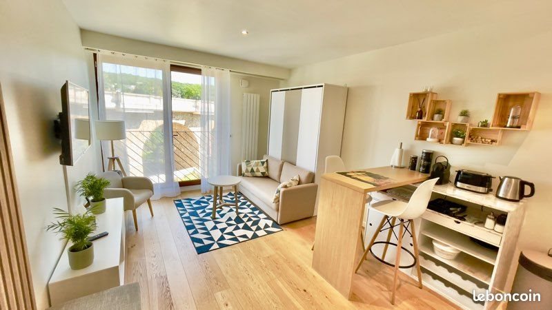 Appartement à louer, 37m², Viroflay