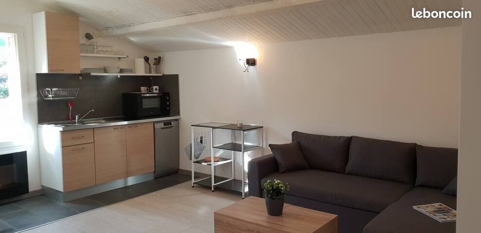 Appartement à louer, 30m², Oppède