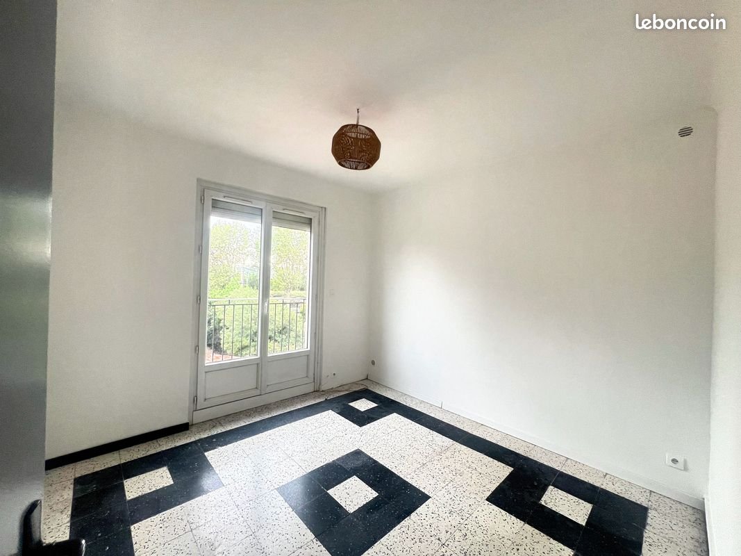 Appartement à louer, 28m², Arles