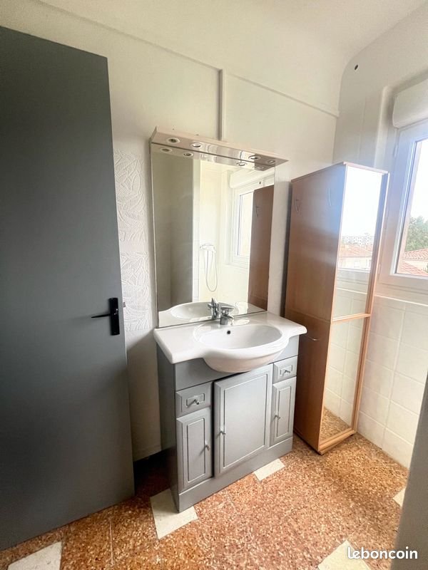 Appartement à louer, 28m², Arles