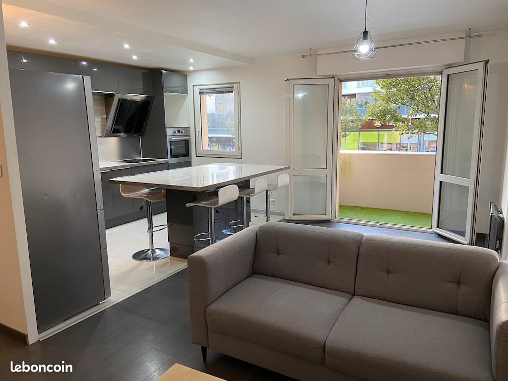 Appartement à louer, 61m², Mérignac