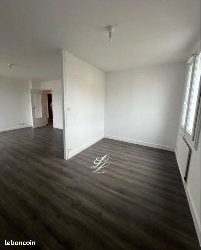 Appartement à louer, 91m², Écommoy