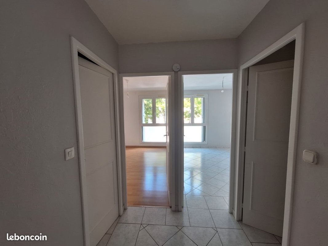 Appartement à louer, 75m², Longvic