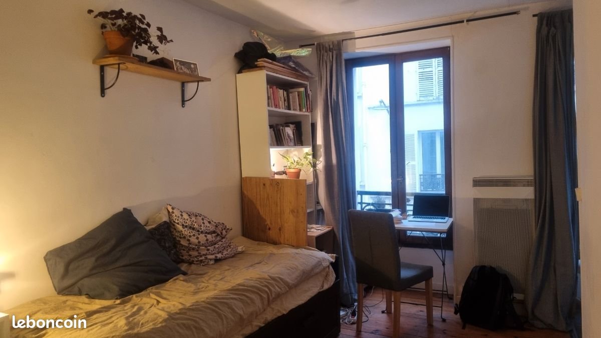 Appartement à louer, 18m², Paris 18ème