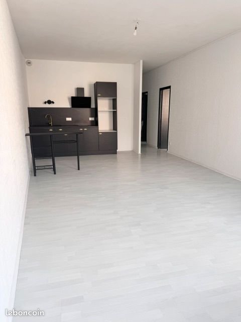 Appartement à louer, 57m², Brives-Charensac