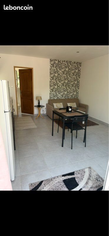 Appartement à louer, 25m², Cuers