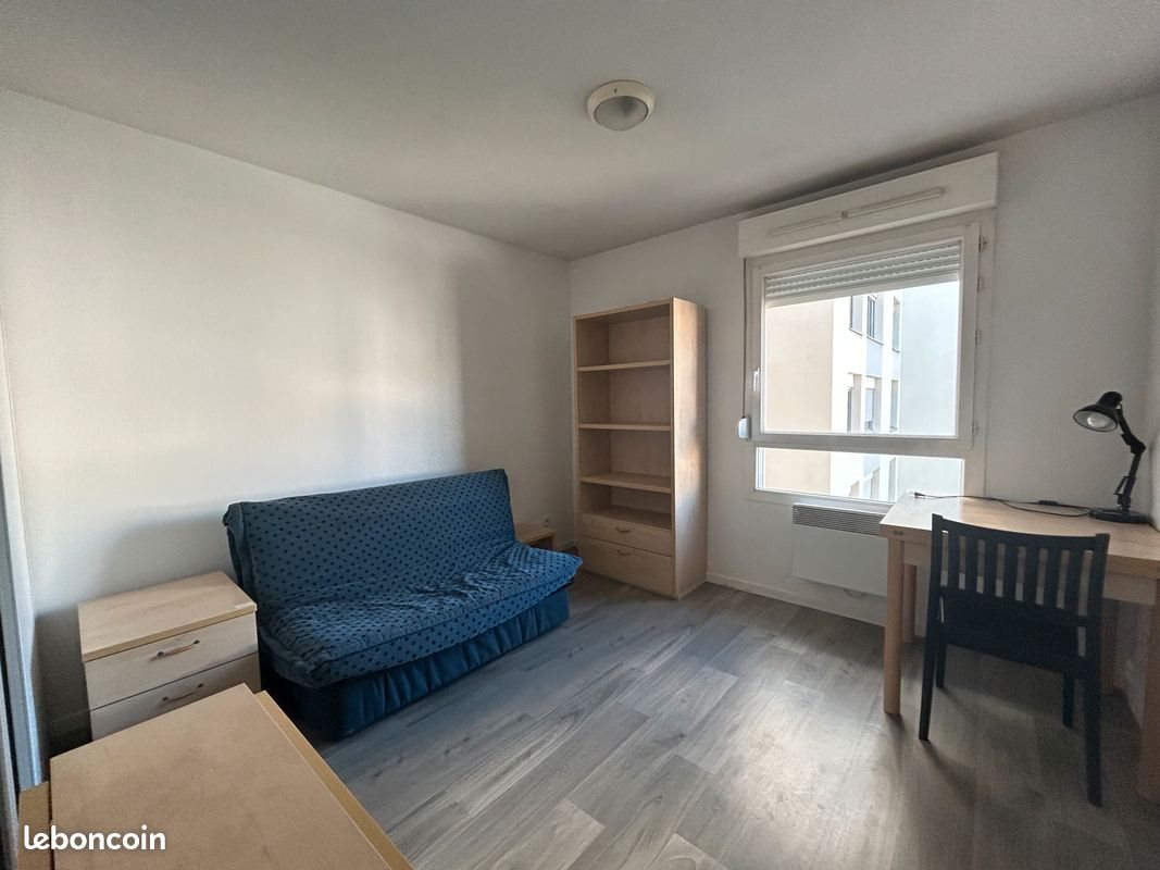 Appartement à louer, 18m², Saint-Étienne