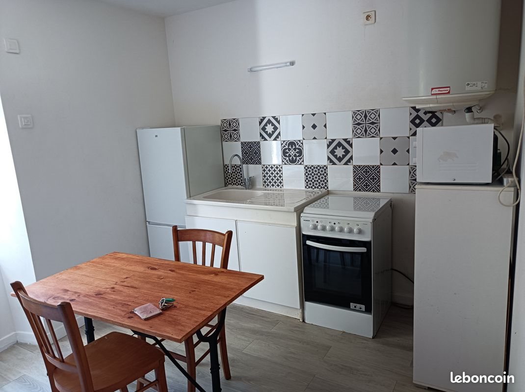 Appartement à louer, 25m², Poitiers