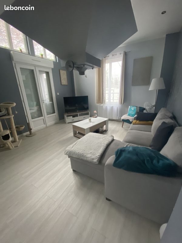 Appartement à louer, 62m², Jâlons
