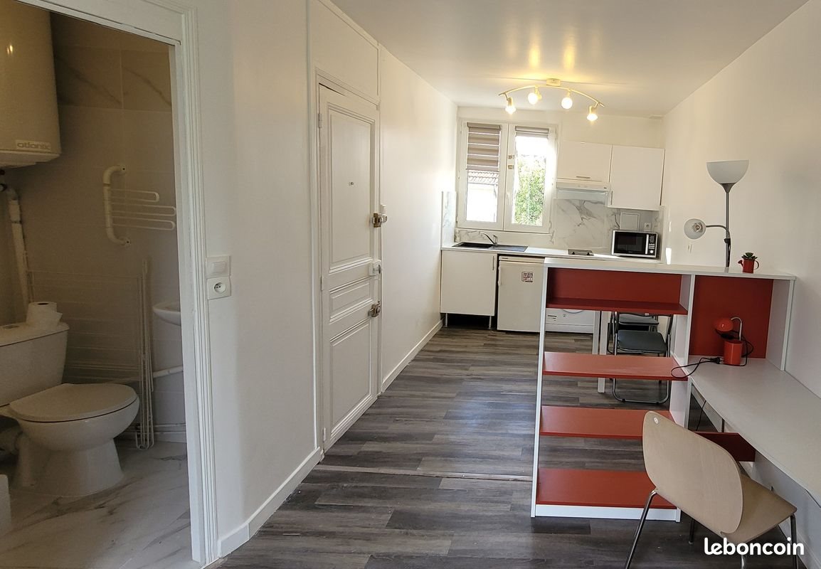 Appartement à louer, 21m², Versailles