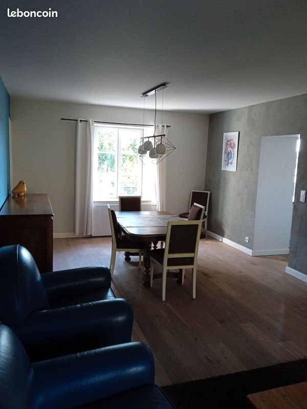 Appartement à louer, 120m², Brevans