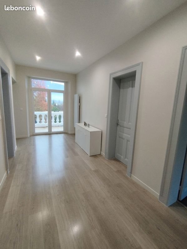 Appartement à louer, 89m², Saint-Baldoph