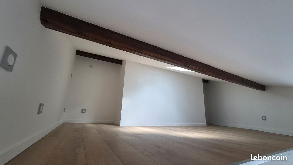 Appartement à vendre, 23m², Saint-Genest-Lerpt