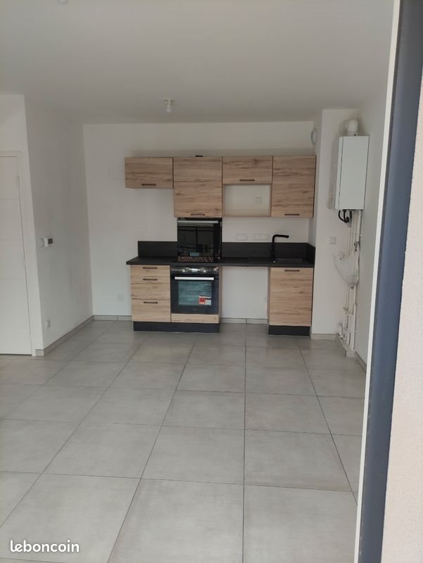 Appartement à louer, 38m², Beauzac
