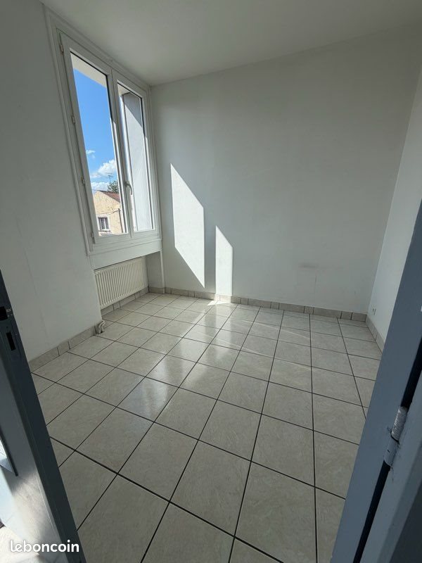 Appartement à louer, 49m², Montluçon