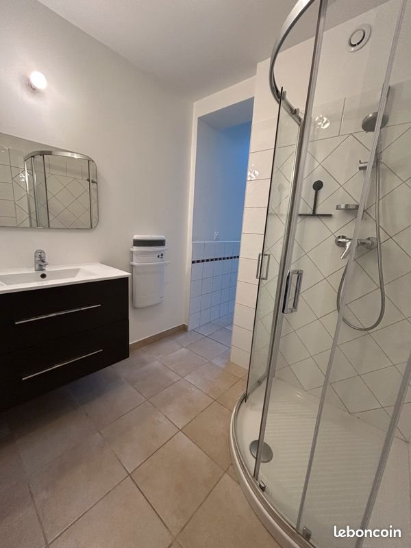 Appartement à louer, 40m², Peipin