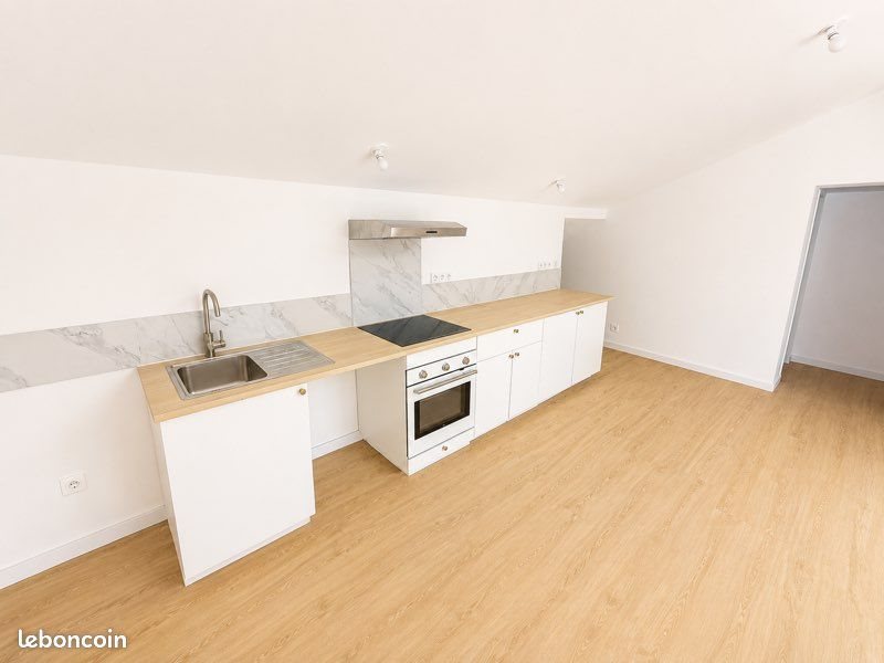 Appartement à louer, 102m², Montrabé