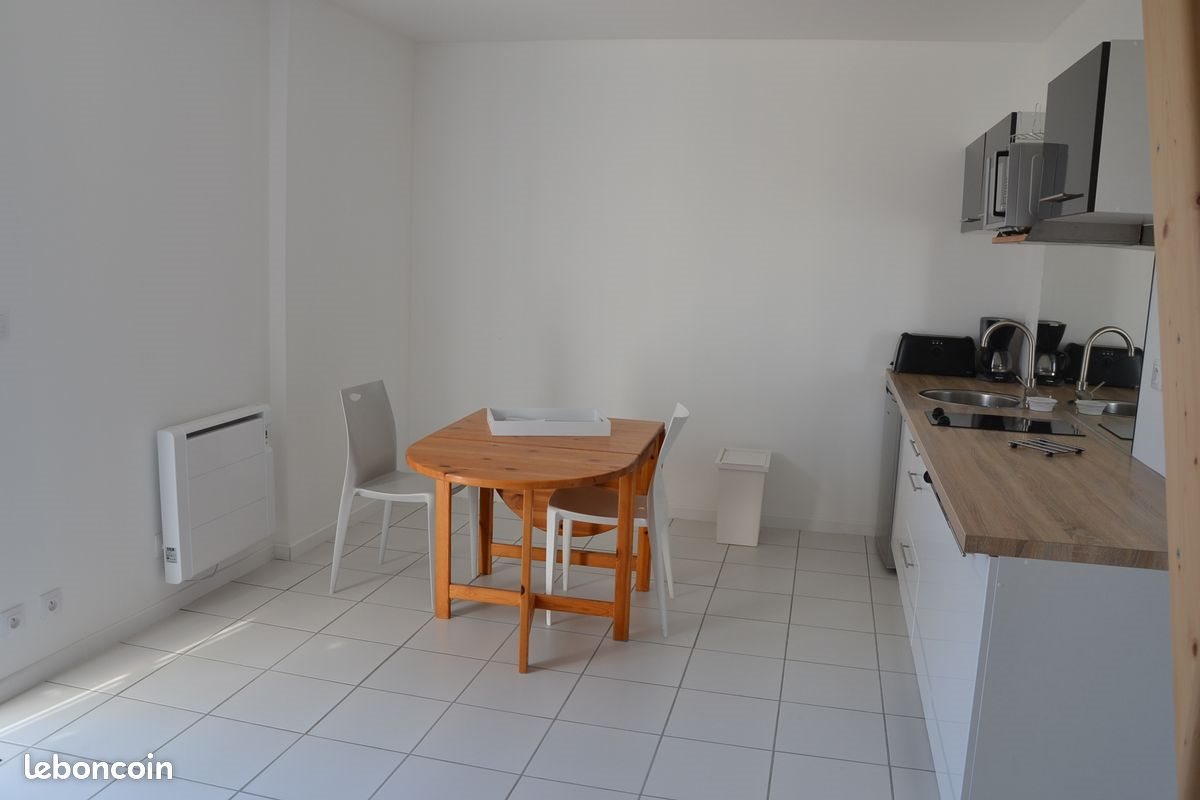 Appartement à louer, 28m², La Rochelle