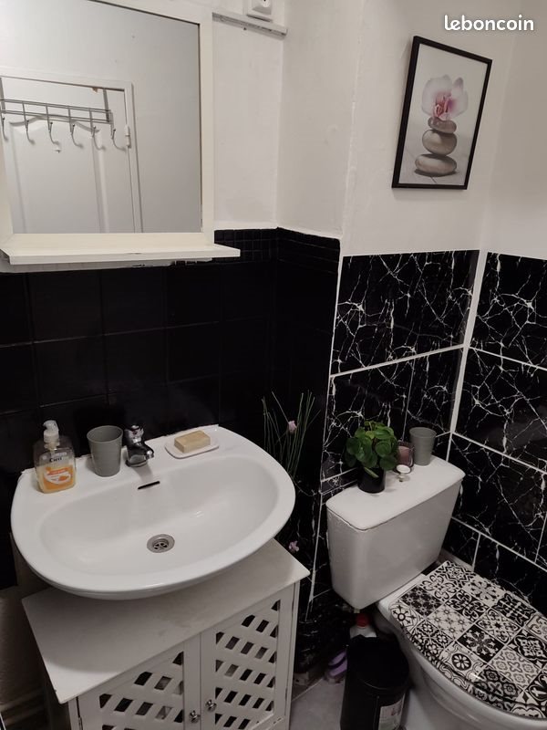 Appartement à louer, 18m², Courbevoie