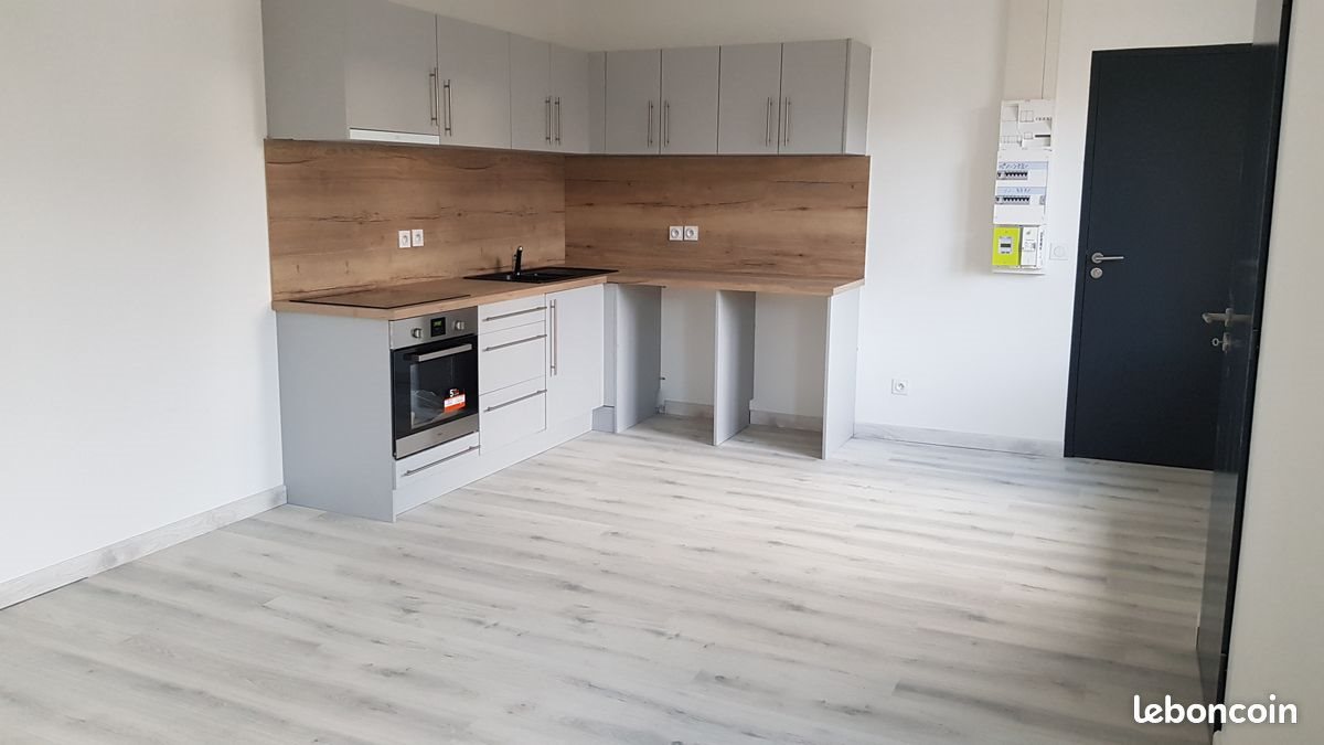 Appartement à louer, 61m², Unieux