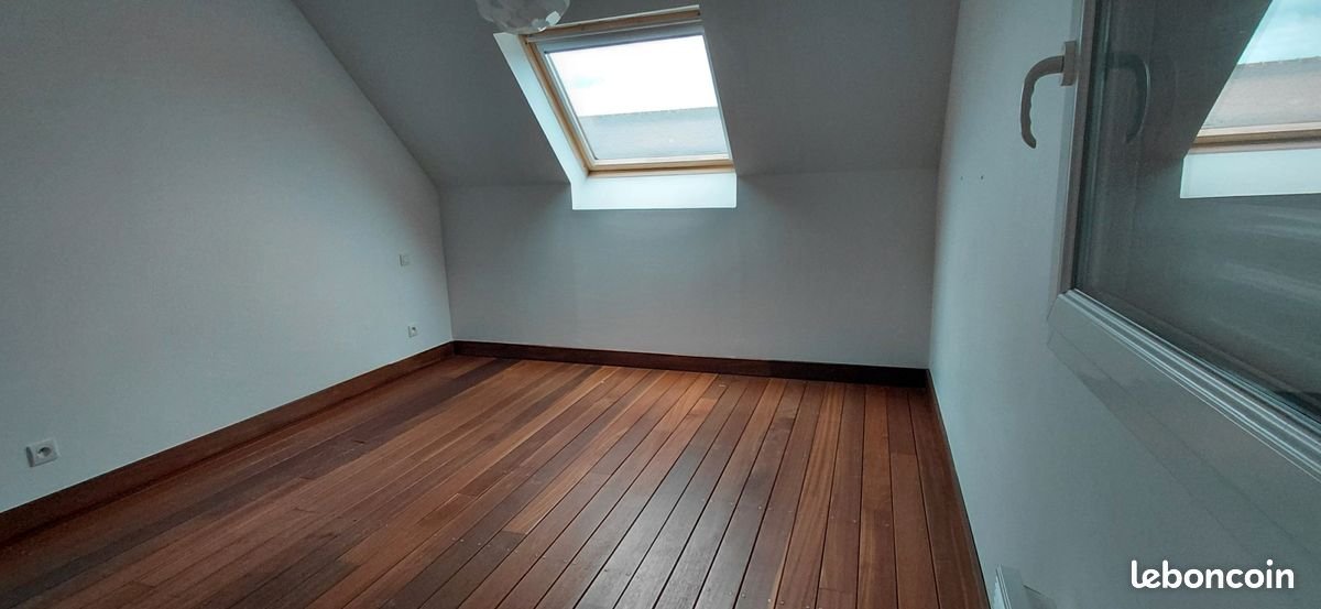 Maison à louer, 150m², Sibiril