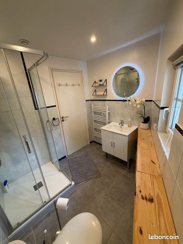 Appartement à louer, 60m², Tourrettes