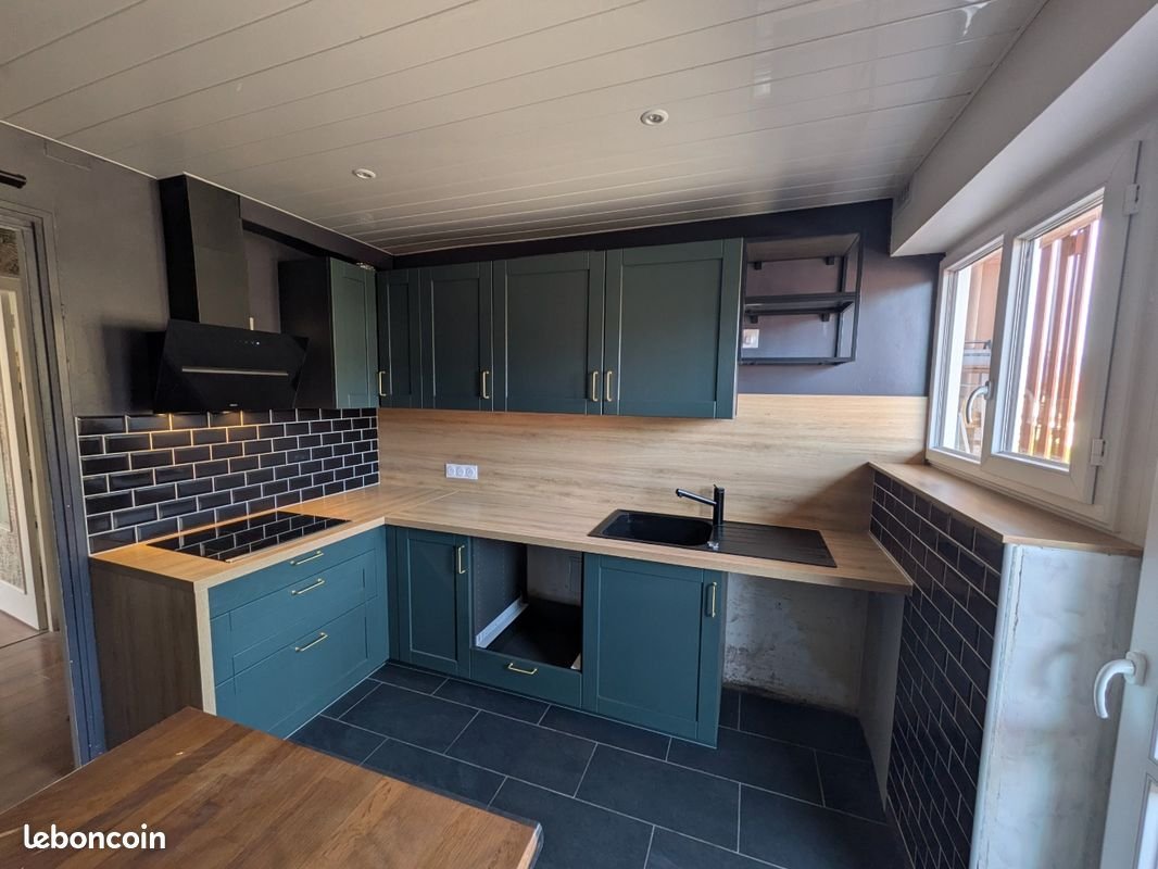 Appartement à louer, 85m², Faverges