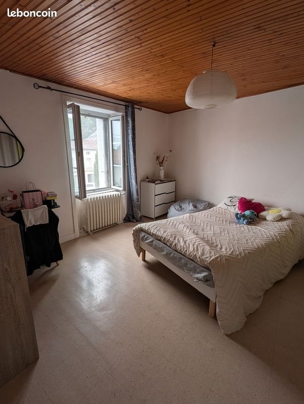Appartement à louer, 70m², Moncoutant