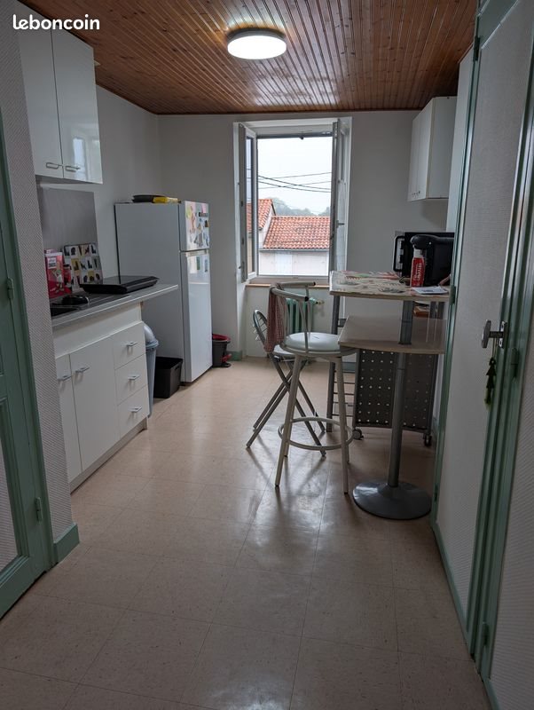 Appartement à louer, 70m², Moncoutant