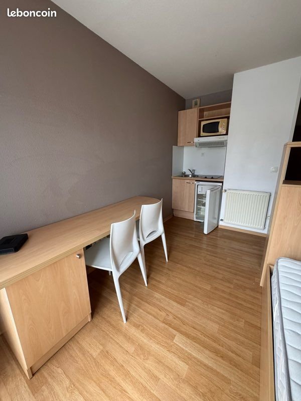 Appartement à louer, 17m², Talence