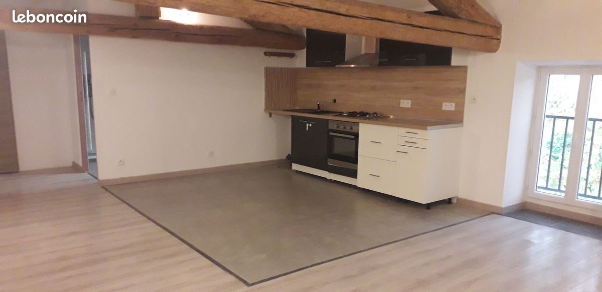Appartement à louer, 85m², Gajan