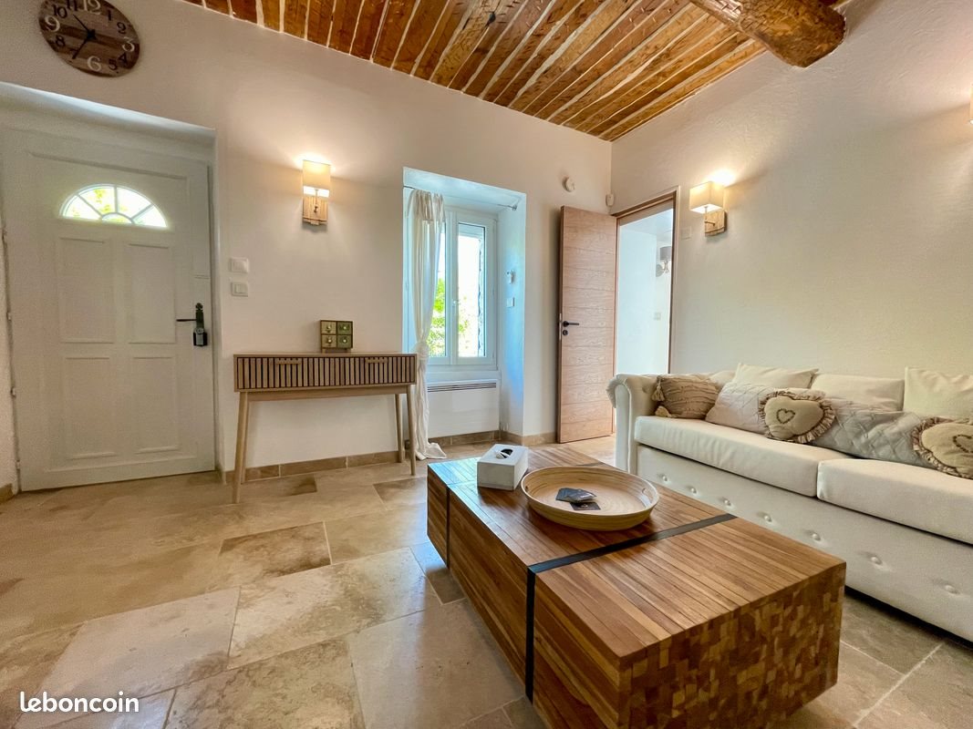 Maison à louer, 60m², Lorgues