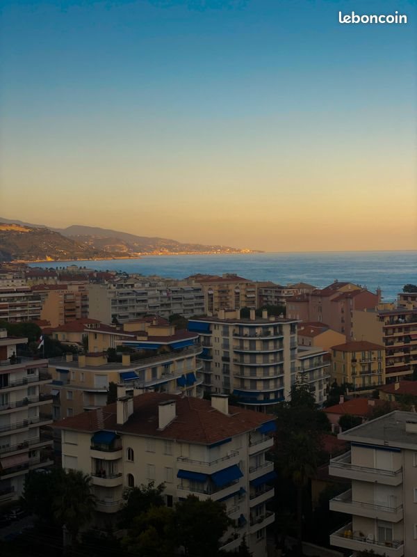 Appartement à louer, 43m², Menton