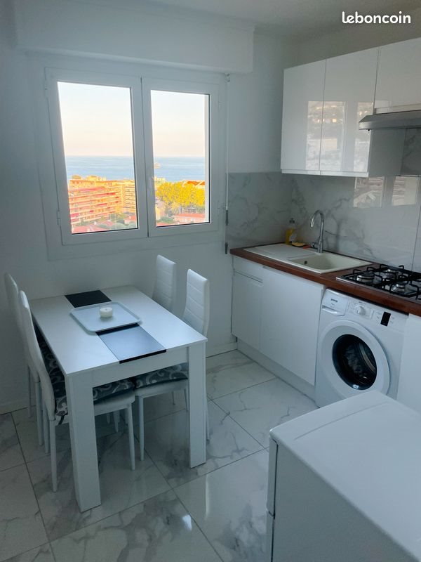 Appartement à louer, 43m², Menton