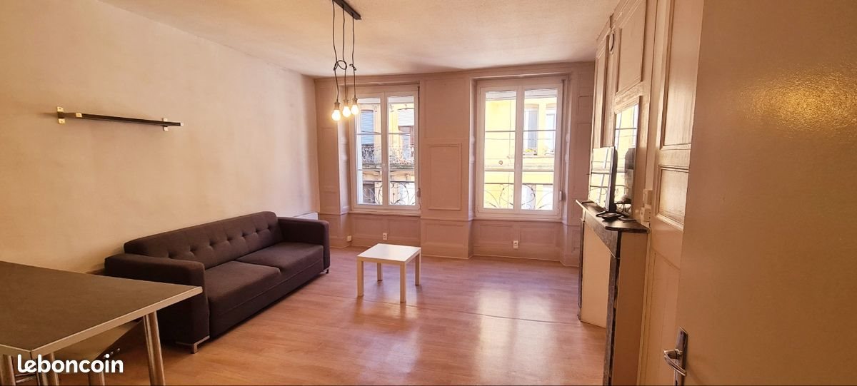 Appartement à louer, 45m², Charleville-Mézières