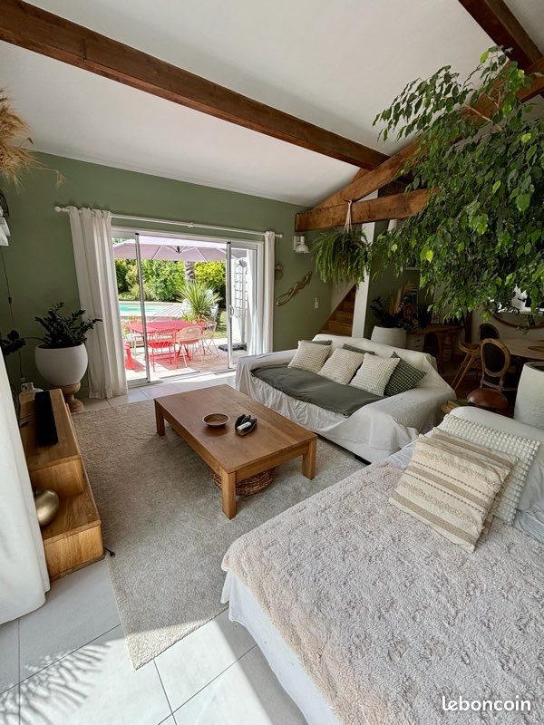 Maison à louer, 180m², Semussac