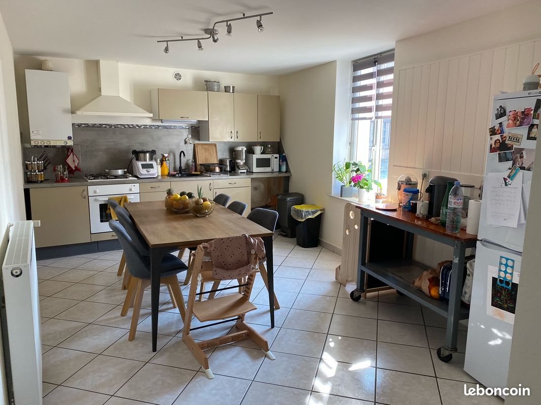 Appartement à louer, 100m², Argancy