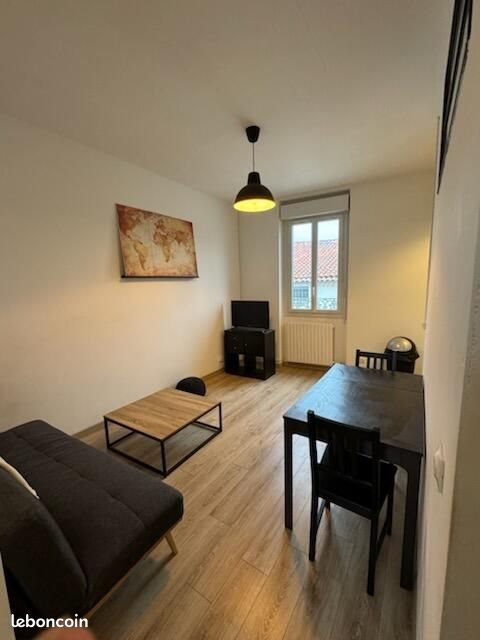 Appartement à louer, 30m², Agen