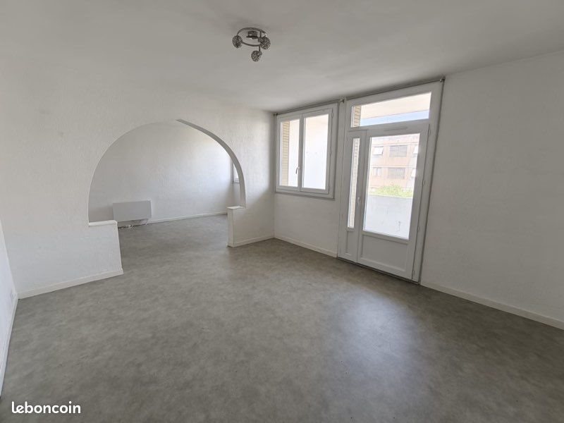 Appartement à louer, 87m², Nîmes