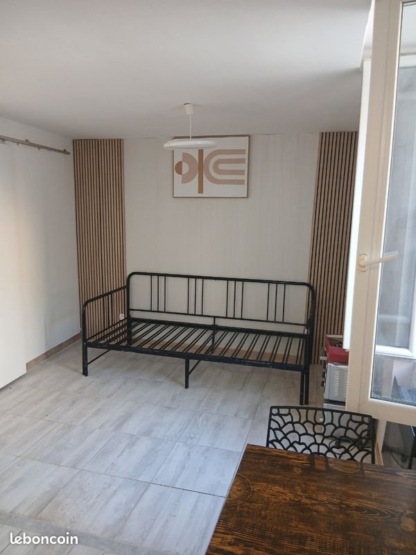 Appartement à louer, 22m², Béziers