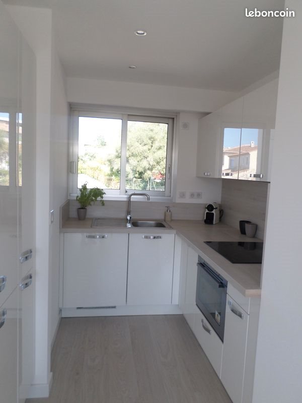Appartement à louer, 55m², Antibes
