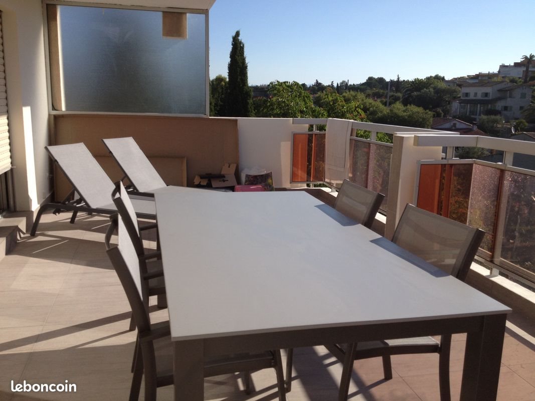 Appartement à louer, 55m², Antibes