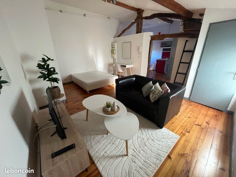 Appartement à louer, 28m², Castres