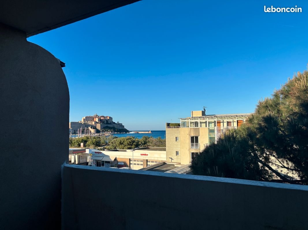 Appartement à louer, 40m², Calvi