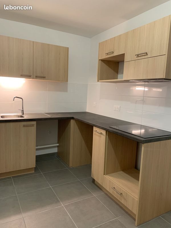 Appartement à louer, 63m², Pessac