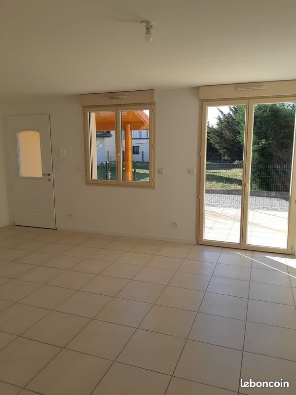 Maison à louer, 56m², Saint-Marcellin-en-Forez