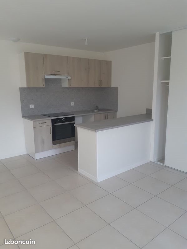Maison à louer, 56m², Saint-Marcellin-en-Forez