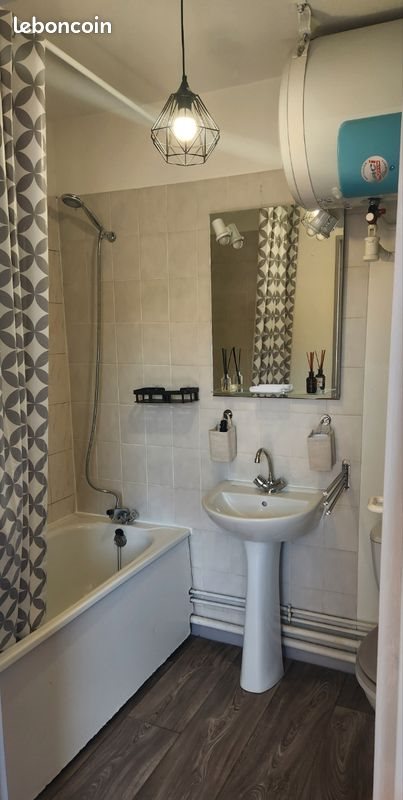 Appartement à louer, 19m², Clermont-Ferrand