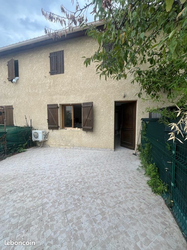 Appartement à louer, 44m², Vaulx-en-Velin