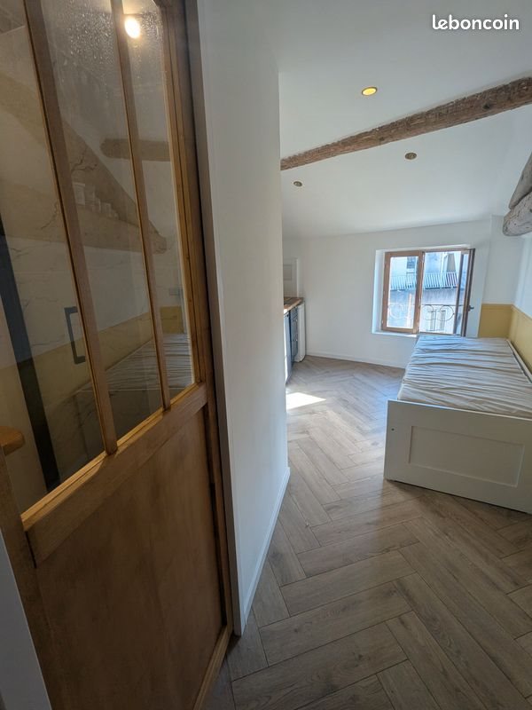 Appartement à louer, 15m², Nîmes